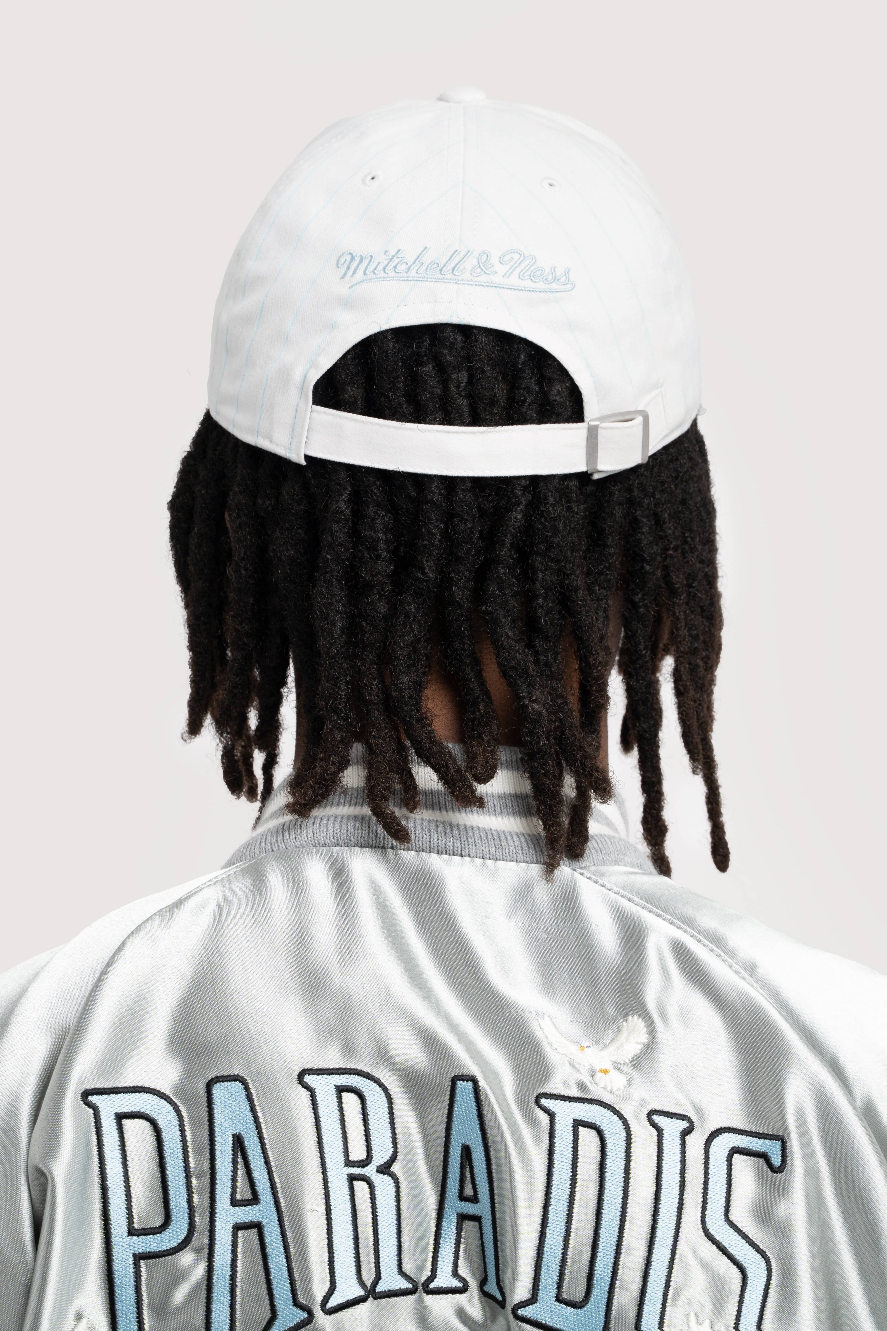 3.PARADIS, Mitchell & Ness and The NBA : Dove Embroidered Cap