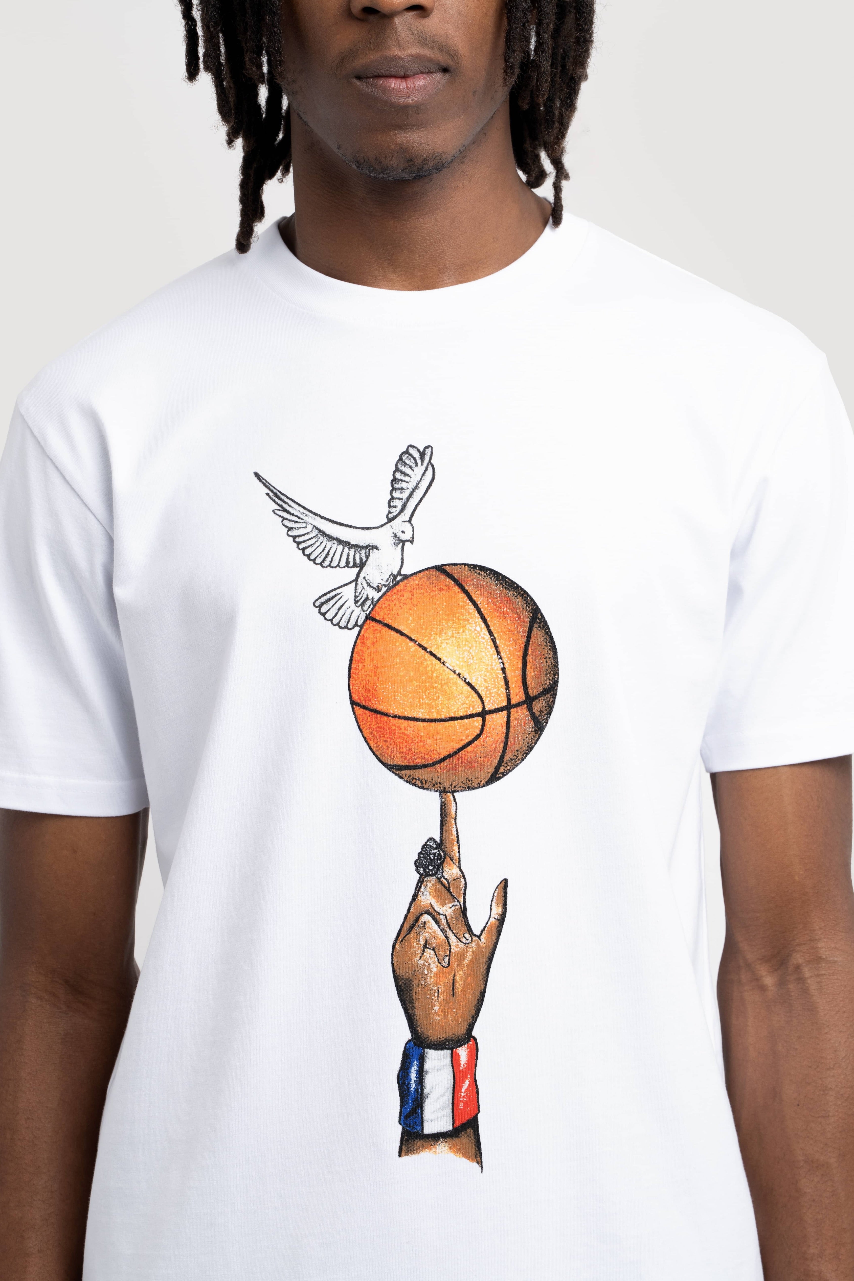 3.PARADIS, Mitchell & Ness and The NBA : Graphic Ball T-Shirt